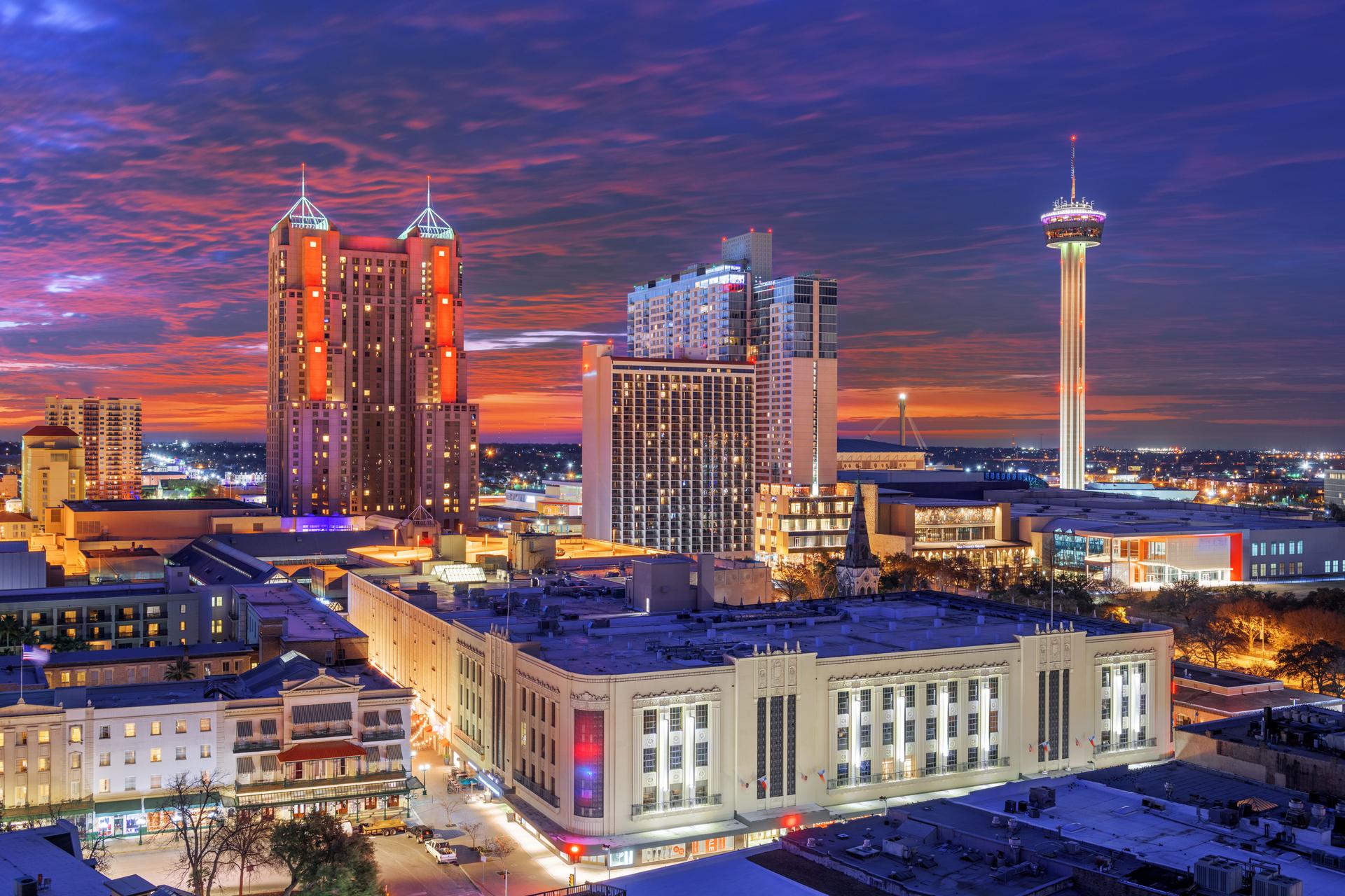 San Antonio, Texas, USA Skyline